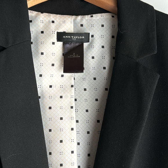 Ann Taylor Black One Button Blazer - Picture 2 of 5